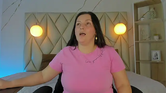 angelswets online show from November 2025 02:39:01 PM