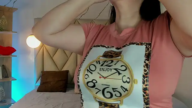 Snapshot of angelswets chatting on July 2026 01:45:01 PM angelswets online show from July 2026 01:45:01 PM