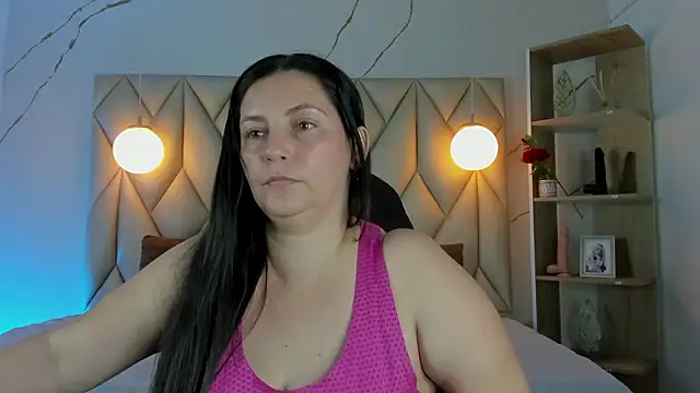 angelswets online show from February 2026 01:55:01 PM