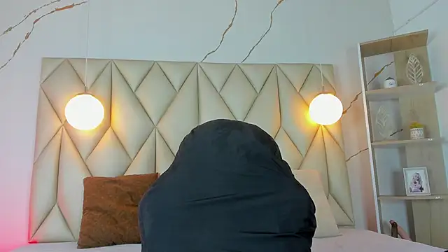 angelswets online show from November 2025 01:59:01 PM