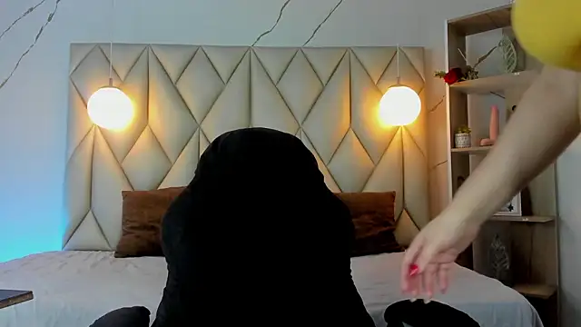 angelswets online show from February 2026 02:27:02 PM