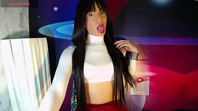 Snapshot of KamilaParrisx chatting on November 2025 03:17:02 AM KamilaParrisx online show from November 2025 03:17:02 AM