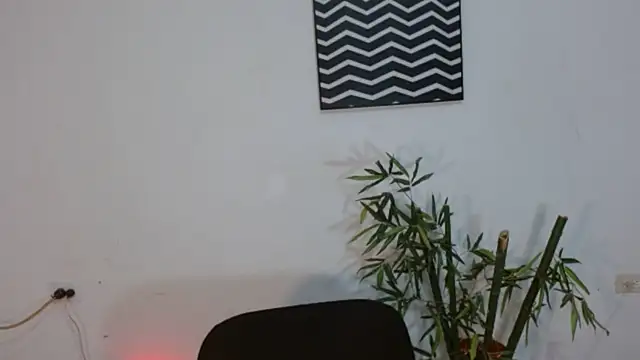 KamilaParrisx online show from May 2026 03:45:02 AM