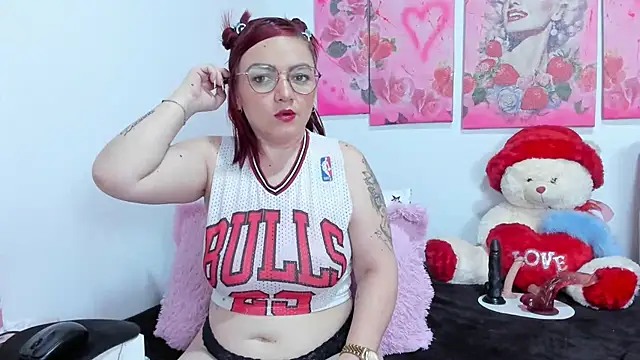 fresahot2024 online show from June 2026 09:49:01 PM