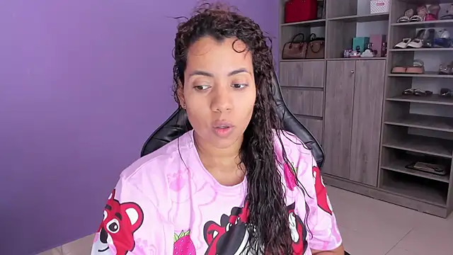 Snapshot of boomsar01 chatting on November 2025 03:00:02 AM boomsar01 online show from November 2025 03:00:02 AM