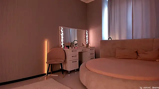 sincere shyness online show from March 2026 12:31:02 PM