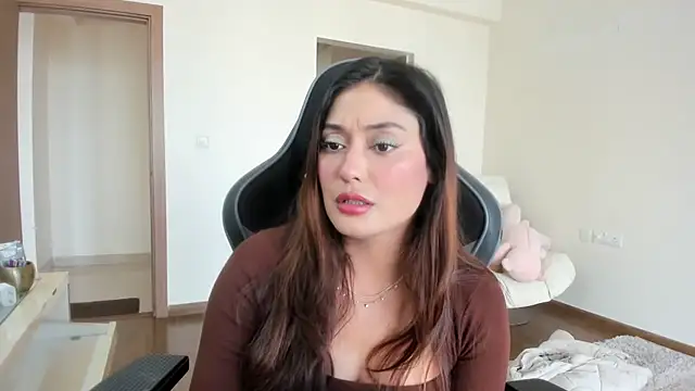 Snapshot of GoddessAnna chatting on February 2025 08:32:02 AM GoddessAnna online show from February 2025 08:32:02 AM