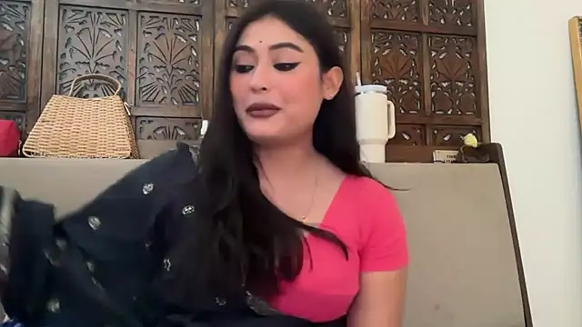 Snapshot of GoddessAnna chatting on May 2026 11:04:01 AM GoddessAnna online show from May 2026 11:04:01 AM
