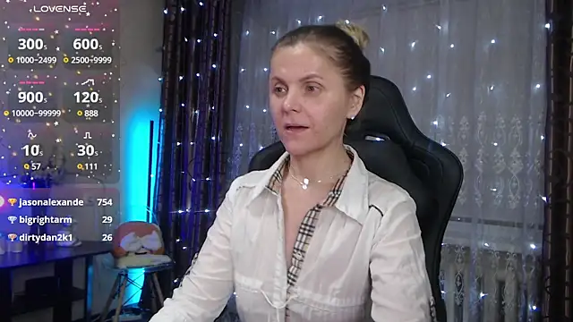 Snapshot of JessieOMays chatting on March 2025 01:23:01 AM JessieOMays online show from March 2025 01:23:01 AM