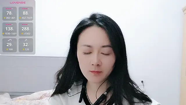 fanfan-FF online show from December 2025 12:48:02 PM