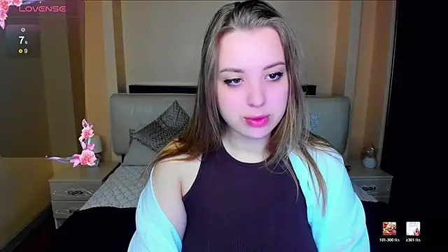 Snapshot of AlexissM chatting on February 2026 07:21:02 PM AlexissM online show from February 2026 07:21:02 PM