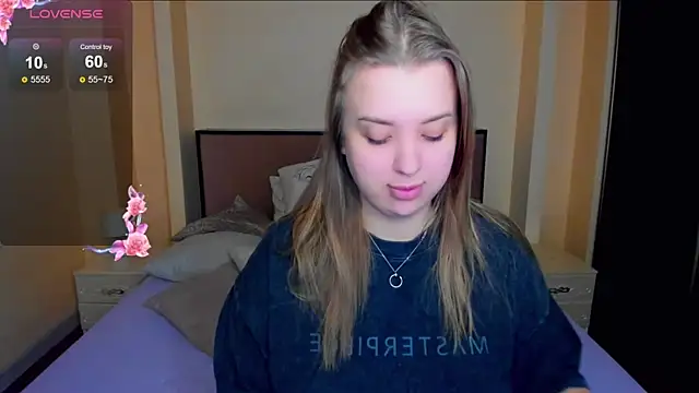 Snapshot of AlexissM chatting on February 2026 04:40:01 PM AlexissM online show from February 2026 04:40:01 PM