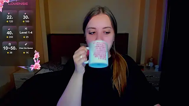 AlexissM online show from June 2026 03:07:01 PM