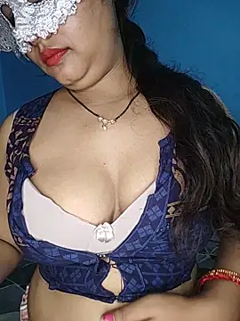 Snapshot of couple_indian_123 chatting on June 2026 05:28:01 PM couple indian 123 online show from June 2026 05:28:01 PM