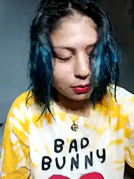 azulzulix online show from September 2025 01:45:01 AM