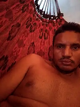 Snapshot of 68_Toni chatting on December 2025 05:15:02 PM 68 Toni online show from December 2025 05:15:02 PM