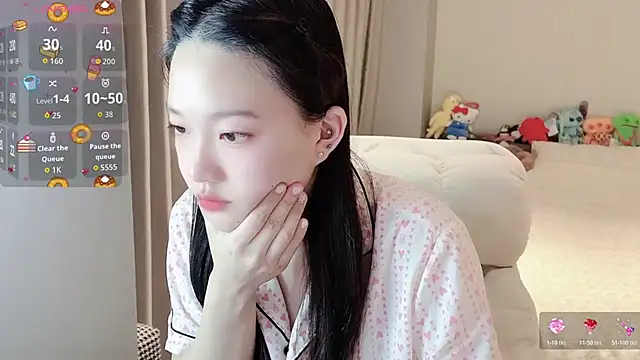 qiqi-666 online show from July 2026 08:03:02 AM