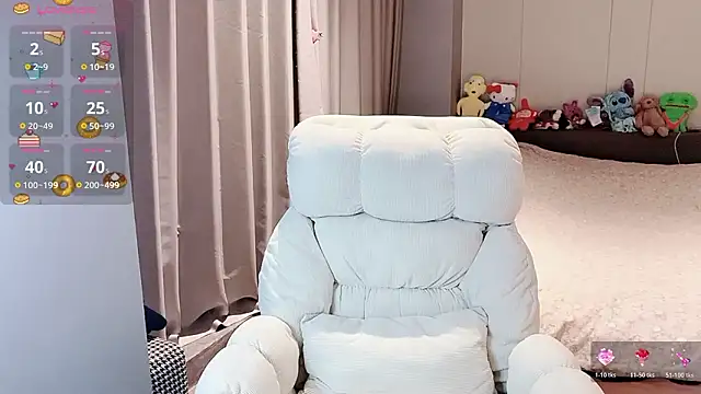 qiqi-666 online show from January 2026 12:20:01 PM