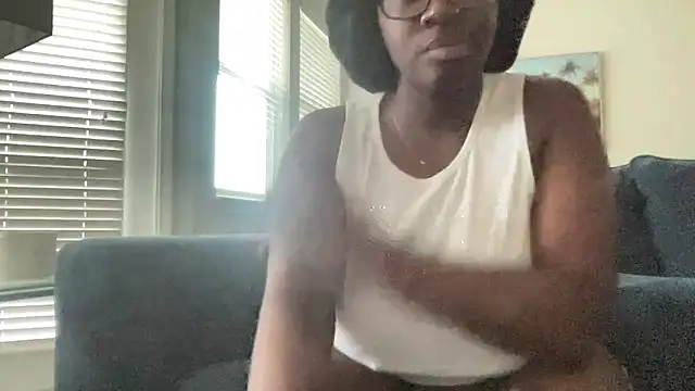 AveryJ99 online show from April 2026 08:21:01 PM