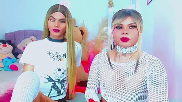 Snapshot of AdanKinng chatting on April 2026 06:51:02 AM AdanKinng online show from April 2026 06:51:02 AM