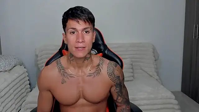 Snapshot of pettergrey1 chatting on January 2026 09:20:02 PM pettergrey1 online show from January 2026 09:20:02 PM