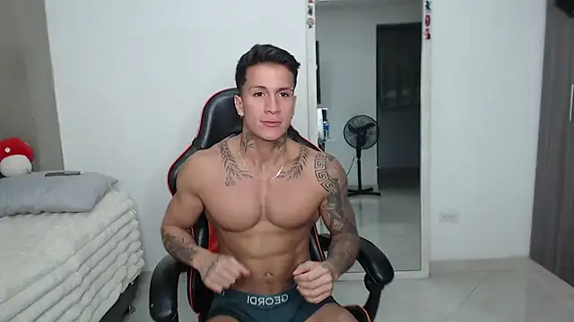 pettergrey1 online show from April 2026 09:08:01 PM