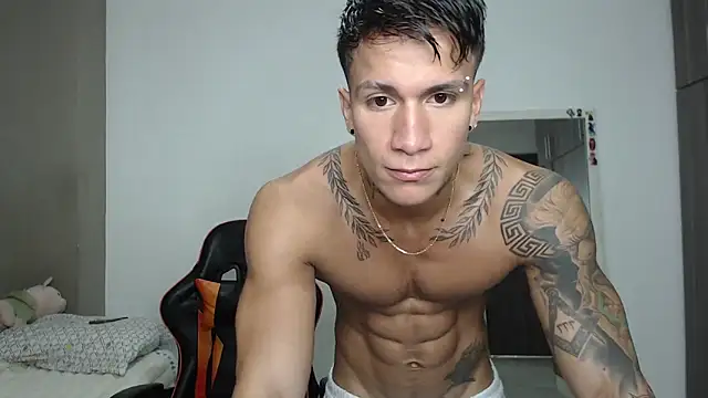 Snapshot of pettergrey1 chatting on February 2026 01:24:02 PM pettergrey1 online show from February 2026 01:24:02 PM