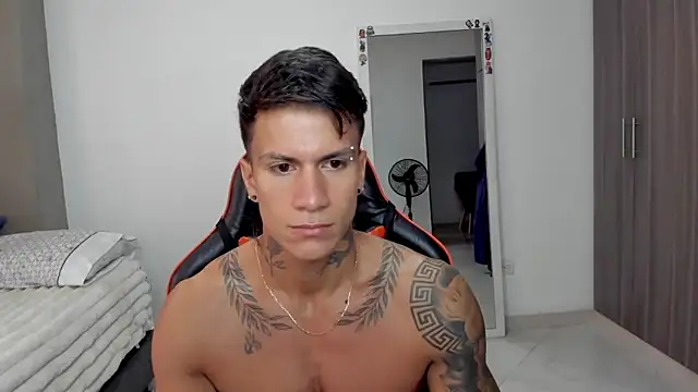 Snapshot of pettergrey1 chatting on February 2026 12:16:02 PM pettergrey1 online show from February 2026 12:16:02 PM