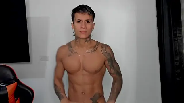 Snapshot of pettergrey1 chatting on October 2025 01:29:02 AM pettergrey1 online show from October 2025 01:29:02 AM