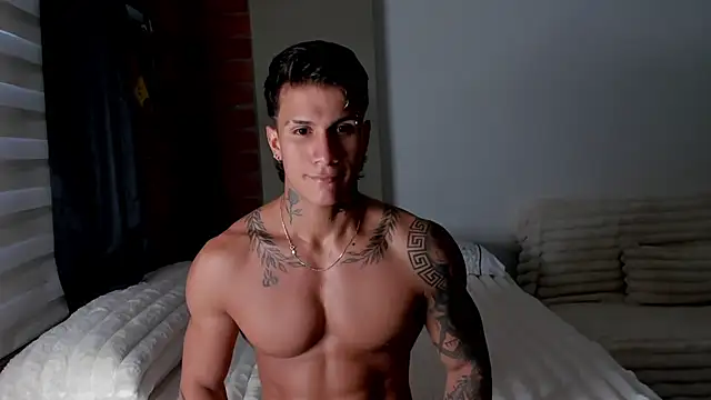 Snapshot of pettergrey1 chatting on November 2025 10:24:02 PM pettergrey1 online show from November 2025 10:24:02 PM