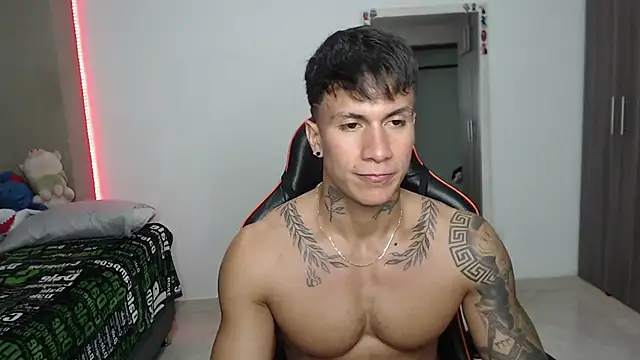 pettergrey1 online show from April 2026 01:23:01 AM