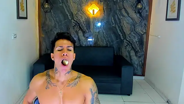 Snapshot of pettergrey1 chatting on March 2025 04:46:02 PM pettergrey1 online show from March 2025 04:46:02 PM