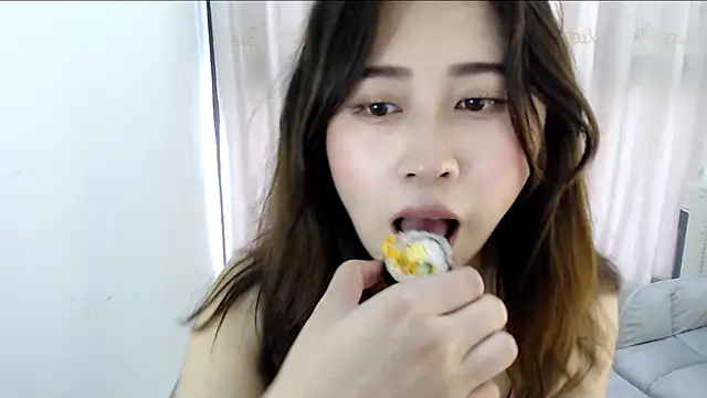 Liliya-77 online show from April 2026 06:30:01 AM