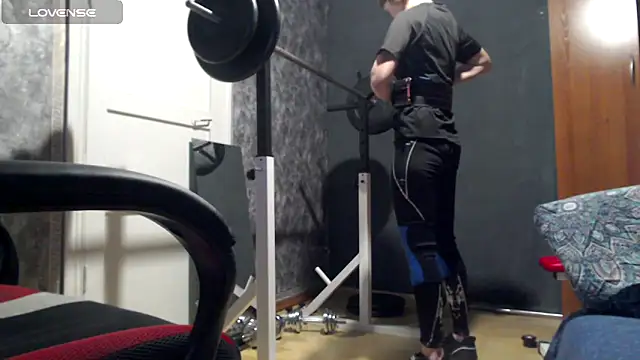 womanstrong78 online show from December 2025 04:18:01 PM