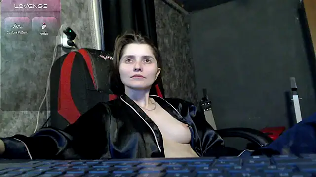 womanstrong78 online show from March 2026 01:48:01 AM