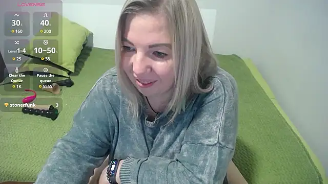 LILIcool online show from January 2025 06:57:01 PM