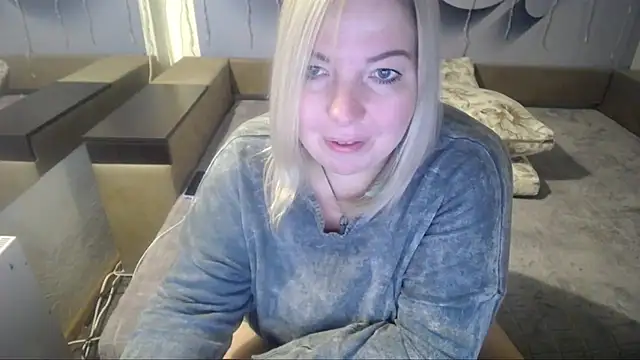 LILIcool online show from December 2024 03:31:02 PM