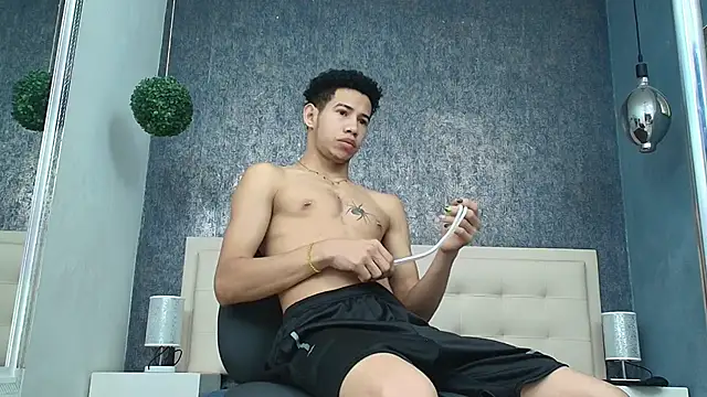 Snapshot of Erick_Zhimerman chatting on April 2026 12:33:01 PM Erick Zhimerman online show from April 2026 12:33:01 PM