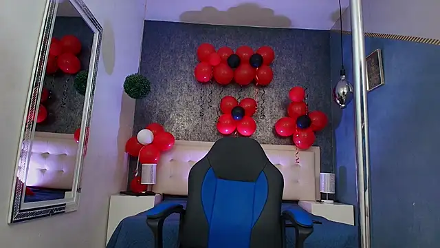 Erick Zhimerman online show from February 2026 04:10:02 AM