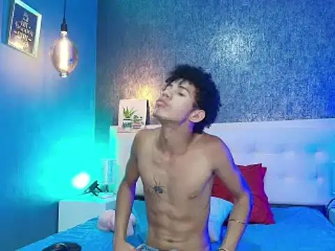 Erick Zhimerman online show from March 2025 06:32:01 AM