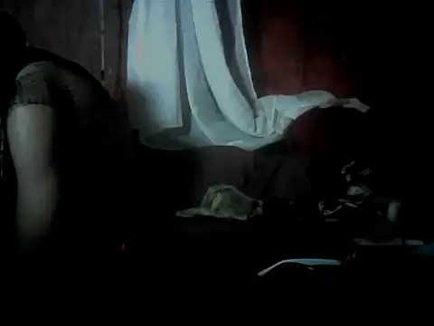 Snapshot of FETICHE47 chatting on October 2025 09:05:02 PM FETICHE47 online show from October 2025 09:05:02 PM