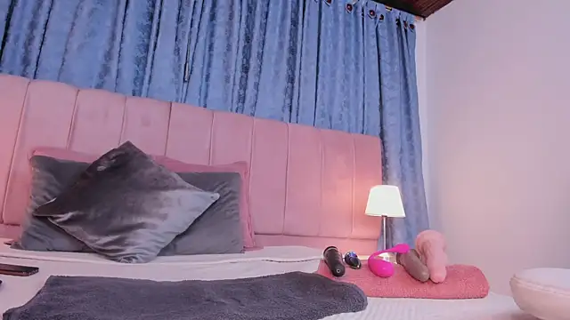 x milu online show from November 2025 04:11:01 PM