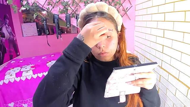 marcellaa303av online show from November 2025 03:51:01 AM