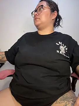 CinnamonCookiez online show from September 2025 04:22:01 AM