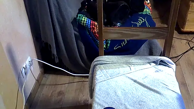 Snapshot of dadafla34 chatting on January 2025 07:21:01 PM dadafla34 online show from January 2025 07:21:01 PM