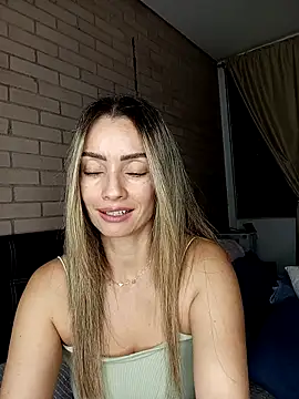 Loly Horny online show from May 2026 01:09:01 AM