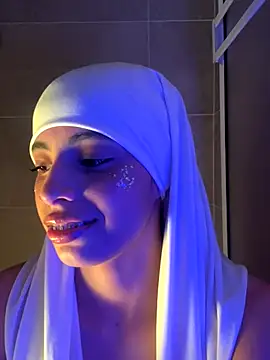 Snapshot of jhalila chatting on September 2025 01:43:02 AM jhalila online show from September 2025 01:43:02 AM