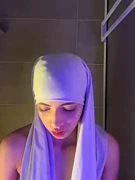 Snapshot of jhalila chatting on September 2025 02:18:02 AM jhalila online show from September 2025 02:18:02 AM