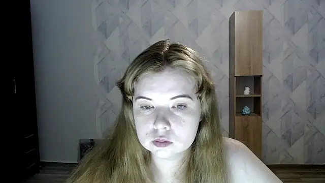 Melina Hot9 online show from September 2025 08:05:01 PM