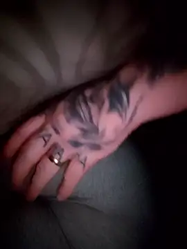 Snapshot of B1GBoyUk chatting on January 2026 01:09:02 AM B1GBoyUk online show from January 2026 01:09:02 AM